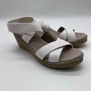 CHARLESTON SHOE CO. White Platform Wedges